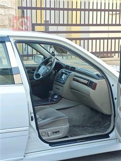 تۆیۆتا کراون